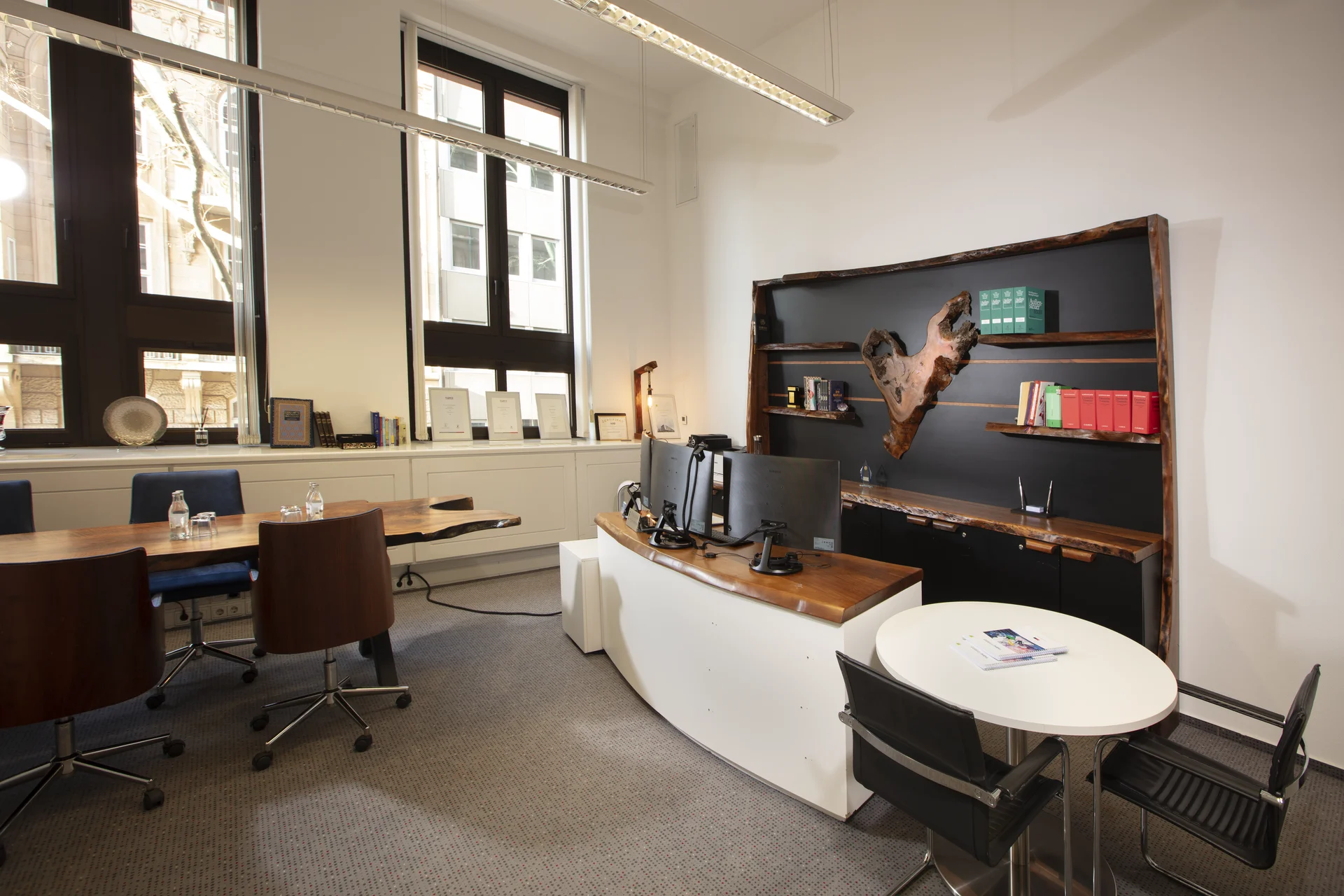 Möbleli ofis alanı — Augustaanlage 33